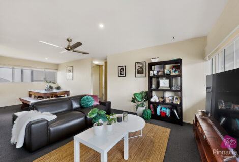 6/183 Nursery Road, Holland Park West  QLD  4121