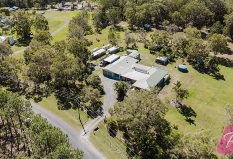 20 McConachy Road, Elimbah  QLD  4516